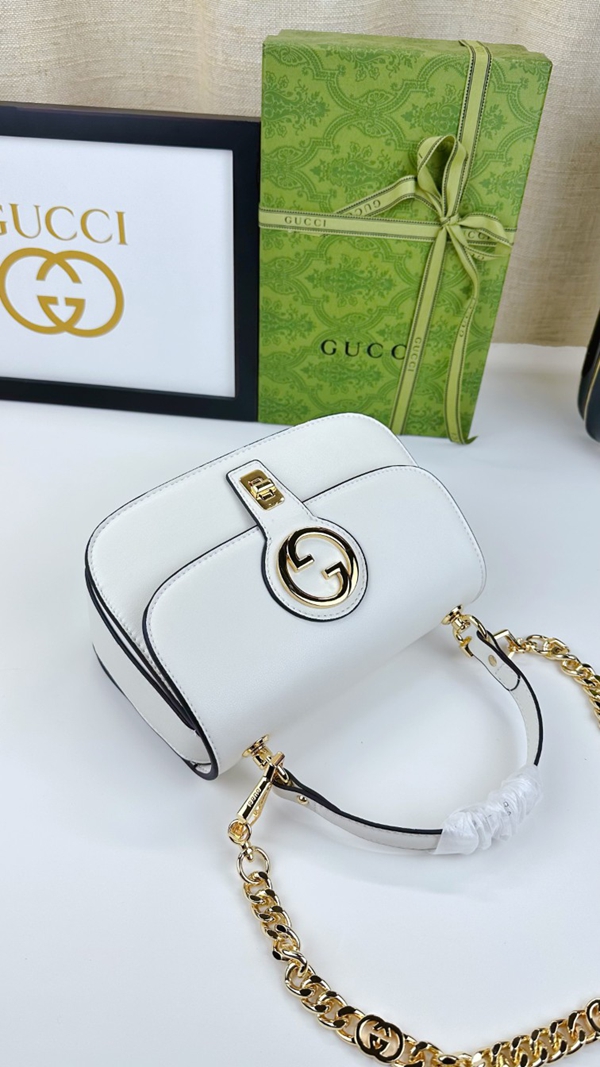 激安グッチバッグコピー角部分ディテール